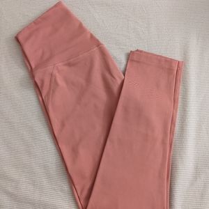 Limited Edition GF Collective Leggings (NWOT)